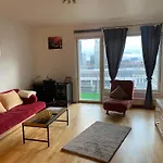 Appartamento Cozy 2-bedroom Penthouse In The Heart Of *