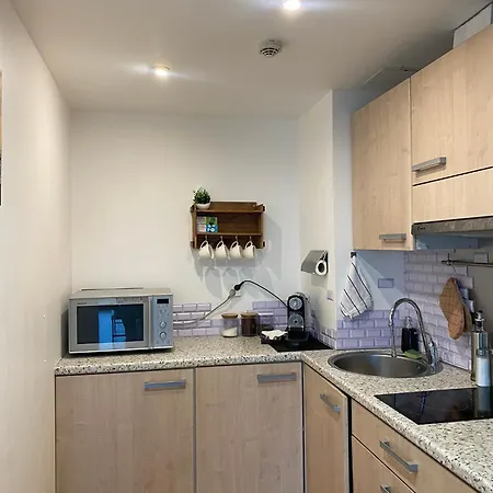 Cozy 2-bedroom Penthouse In The Heart Of