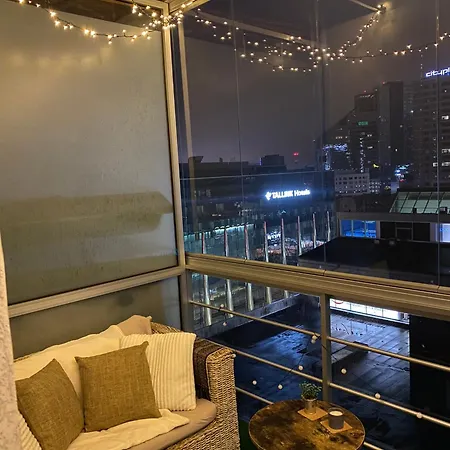 Lägenhet Cozy 2-bedroom Penthouse In The Heart Of Tallinn