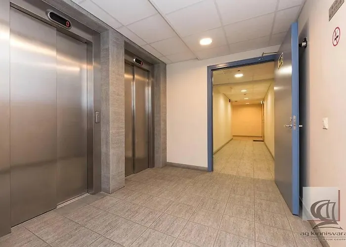 Cozy 2-bedroom Penthouse In The Heart Of Apartment