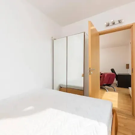 Apartmán Cozy 2-bedroom Penthouse In The Heart Of *