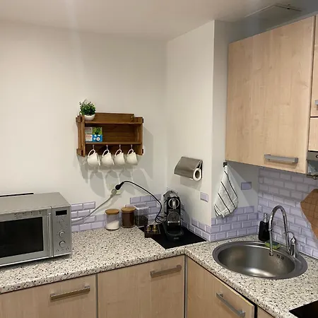 Cozy 2-bedroom Penthouse In The Heart Of