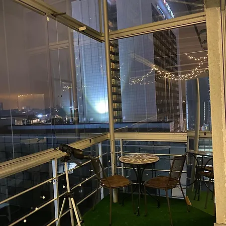 Apartment Cozy 2-bedroom Penthouse In The Heart Of *