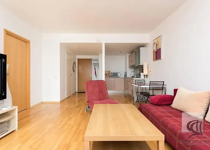 Cozy 2-bedroom Penthouse In The Heart Of 탈린