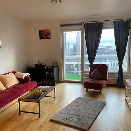 Apartment Cozy 2-bedroom Penthouse In The Heart Of *